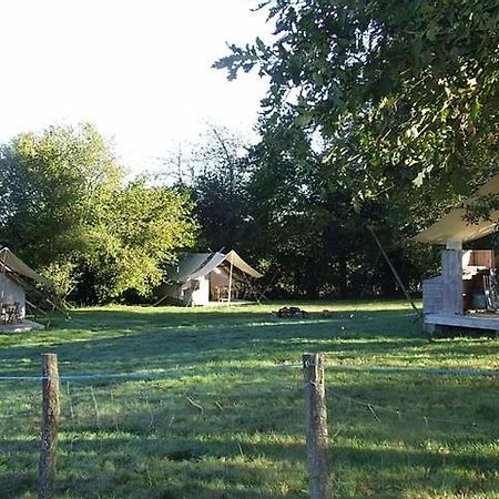 Ferme De La Marliere Hotel Saint-Vincent-en-Bresse Eksteriør billede
